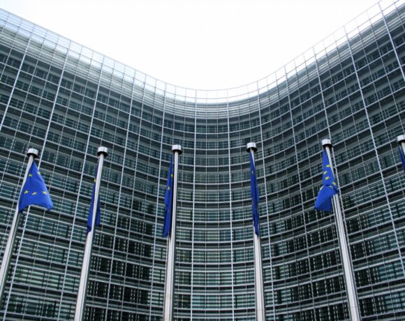 ΕΕ: Εγκρίθηκε το 4ο πακέτο κυρώσεων κατά της Ρωσίας
