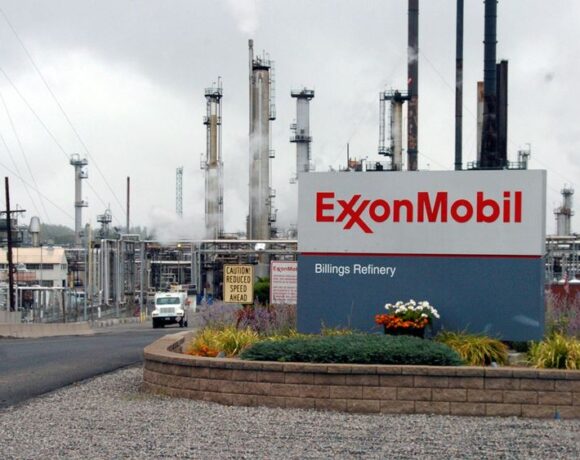Η Exxon Mobil θα αποσυρθεί από τη Ρωσία