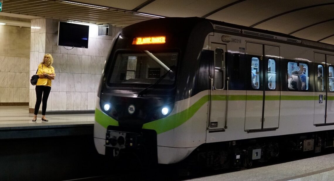 Ηλεκτρονικό εισιτήριο: Νέος διαγωνισμός για τις επεκτάσεις Μετρό και Τραμ στον Πειραιά
