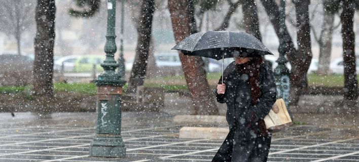 Κακοκαιρία «Φίλιππος»: Πολικές θερμοκρασίες και πυκνές χιονοπτώσεις – Χιονίζει στην Πάρνηθα (vid)