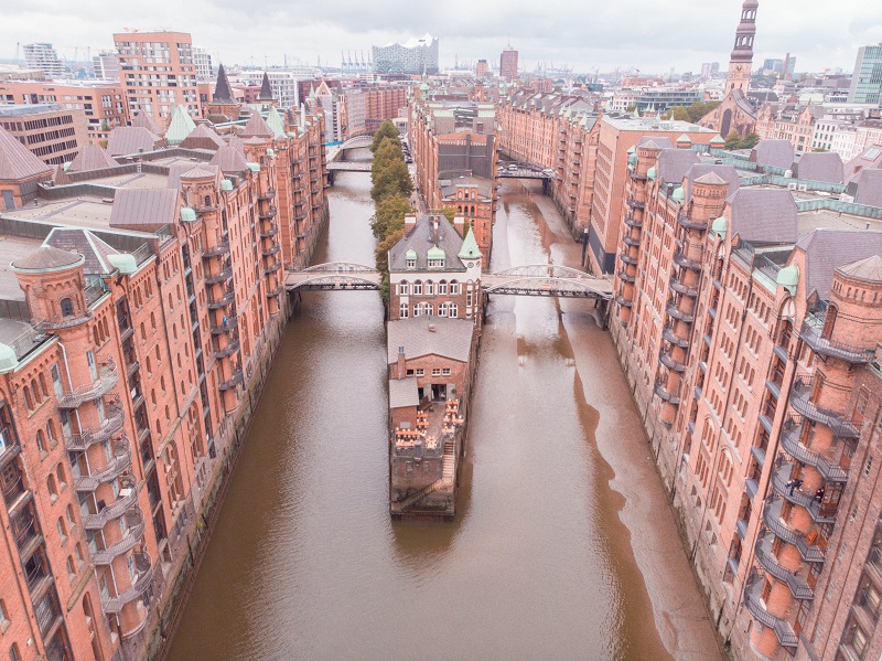 Κοροναϊός: Το Αμβούργο αυτοανακηρύχθηκε σε «hotspot» του ιού και λαμβάνει πάλι μέτρα