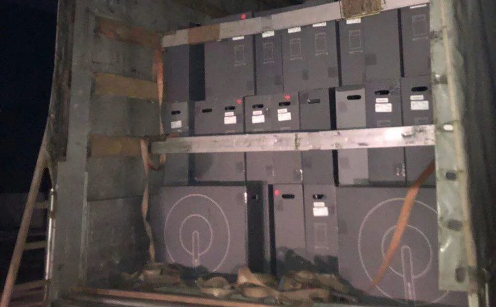 Ουκρανία: Έφτασαν τα τερματικά της Starlink του Elon Musk