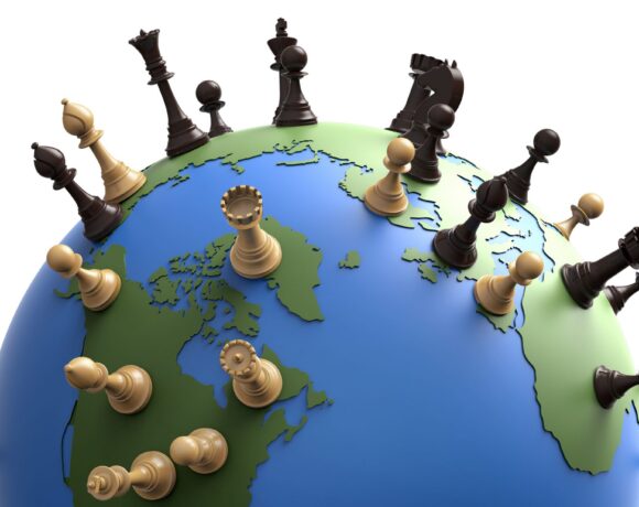 Πόλεμος στην Ουκρανία: Πώς ανακατατάσσει τη γεωπολιτική «σκακιέρα»