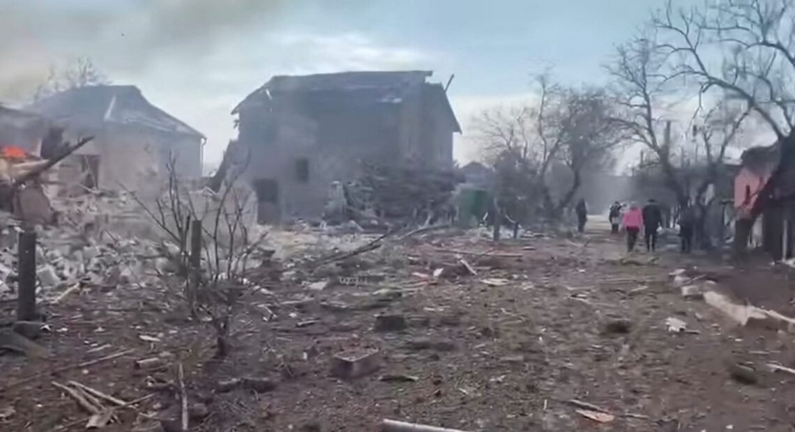 Ρωσία: Επιμένει ότι δεν υπήρξε αεροπορική επιδρομή στο νοσοκομείο της Μαριούπολης