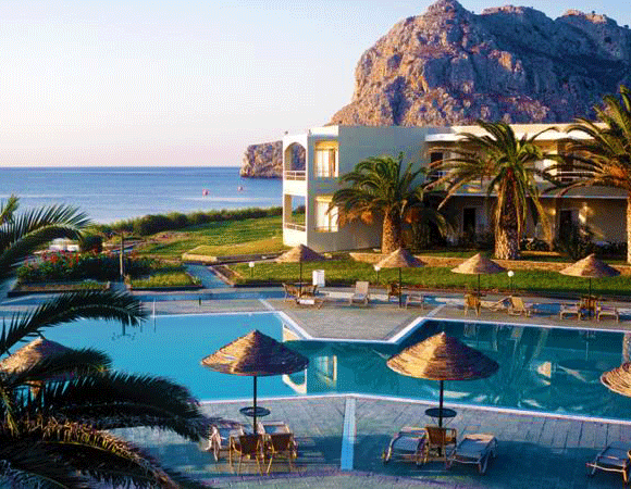 Τουρισμός: Θετικοί οιωνοί με ανησυχία λόγω Ουκρανίας