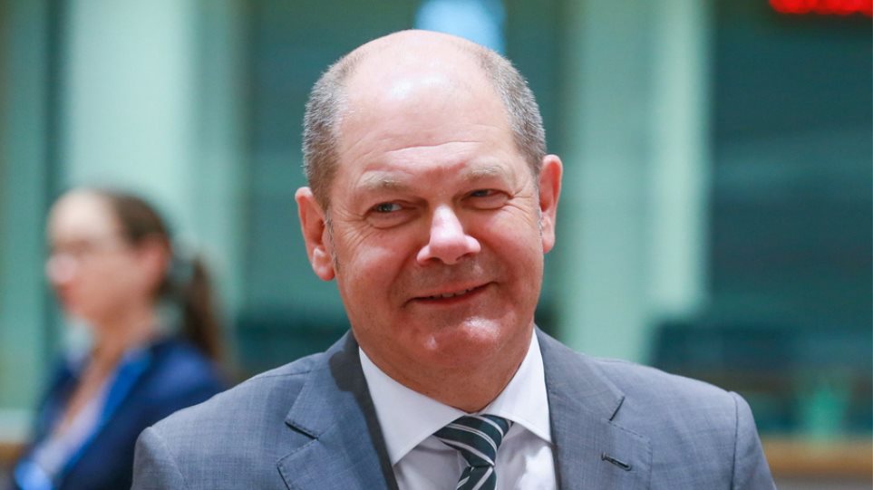 Τρικομματική κυβέρνηση Σολτς: 100 ημέρες με τεράστιες δυσκολίες και προβλήματα