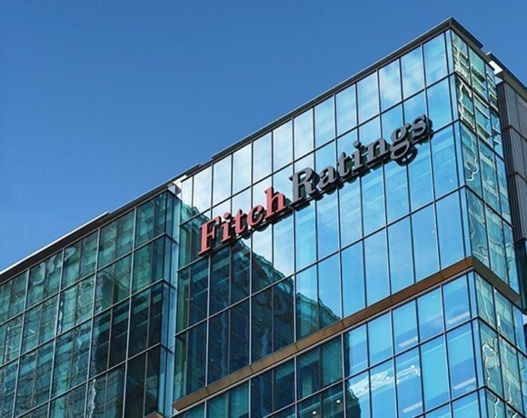 Fitch Ratings: Υποβάθμισε ξανά τη Ρωσία – Θεωρεί την πτώχευσή της επικείμενη