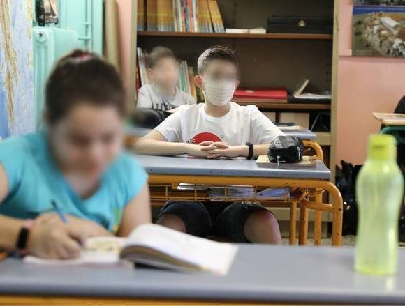 Self Test: Πόσα πρέπει να κάνουν μαθητές και εκπαιδευτικοί αυτή την εβδομάδα