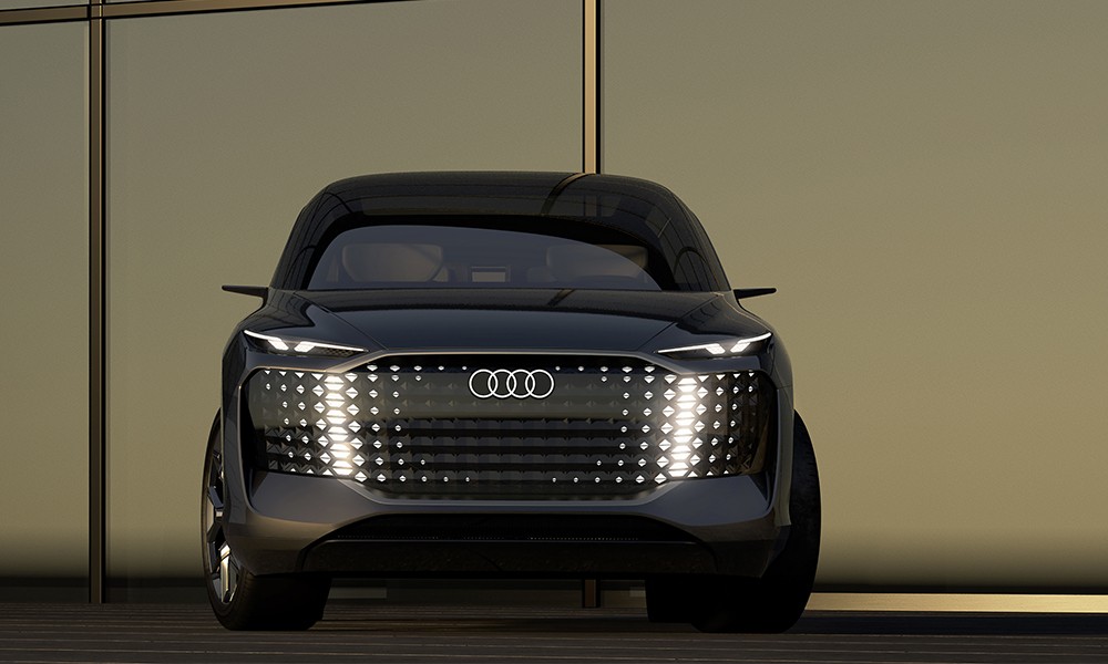 Audi Urbansphere: Ένα ταξίδι στον χώρο και στον χρόνο (vid)