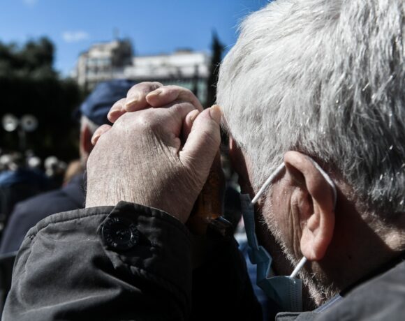 Αναδρομικά – επικουρικές: Πληρώνονται τον Μάιο οι συνταξιούχοι