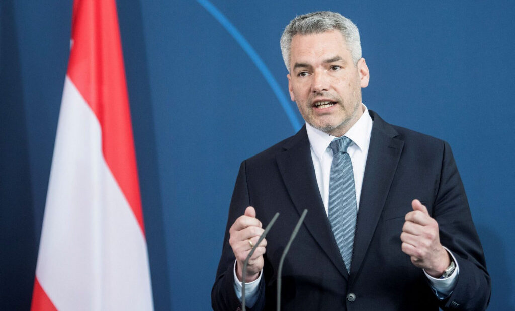 Αυστρία: «Ο Πούτιν πιστεύει ότι κερδίζει τον πόλεμο»
