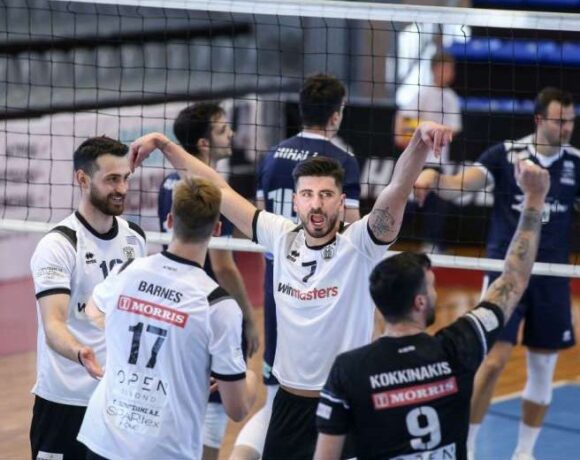 Βόλεϊ λιγκ, Κηφισιά ΠΑΟΚ 0 3: Με την αύρα του Κυπέλλου