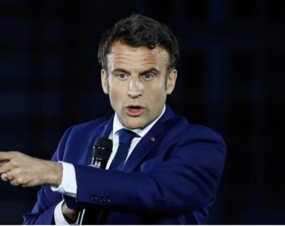 Γαλλικές εκλογές: Άνετη νίκη Μακρόν με 58,5%, επιβεβαιώνονται τα Exit Polls (vid) (upd)