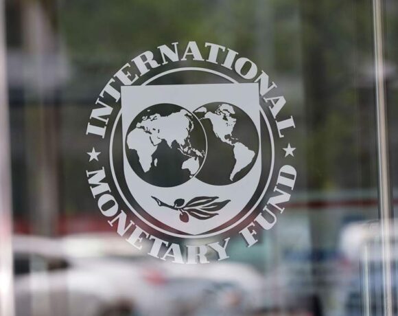 ΔΝΤ: Πρόβλεψη για ανάπτυξη 3,5% στην ελληνική οικονομία το 2022