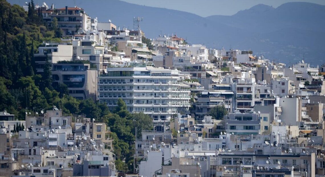 ΕΝΦΙΑ: Σε δέκα δόσεις η πληρωμή του – Τι πρέπει να προσέξουν οι φορολογούμενοι (vid)