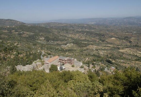 Η Παντάνασσα και οι Άγιοι Θεόδωροι, στολίδια του Μυστρά