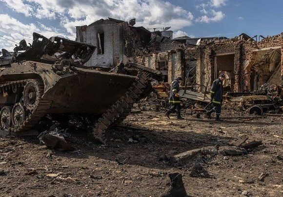 Η Ρωσία θέλει τη Μαριούπολη με «κάθε κόστος»-Οι ουκρανικές δυνάμεις θα «πολεμήσουν μέχρι τέλους»