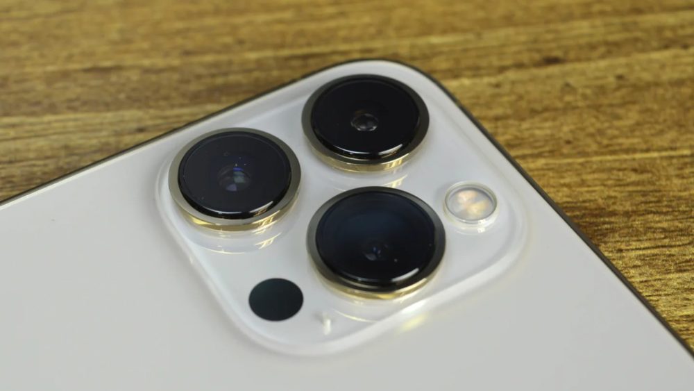 Θα είναι η κάμερα του Iphone 15 με καινούργιο τηλεφακό;