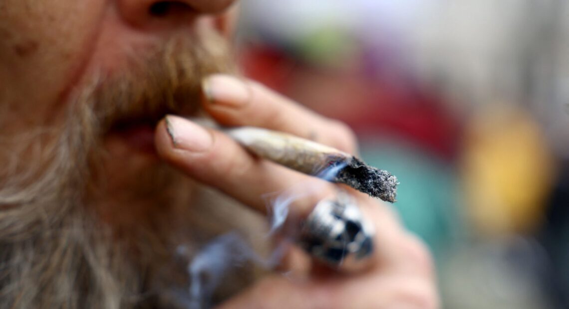 Μαριχουάνα: Γιατί ο αριθμός «420» είναι το παγκόσμιο σύμβολο της