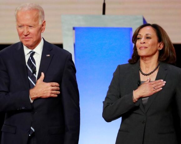 Μπάιντεν – Χάρις: Δήλωσαν οικογενειακό εισόδημα 610