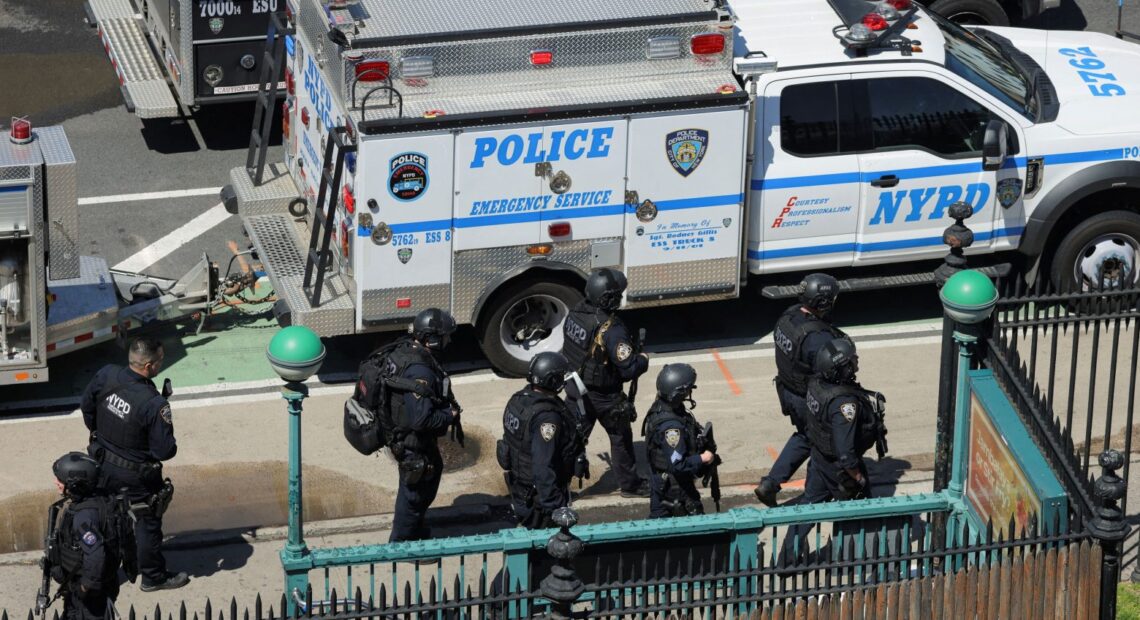 Νέα Υόρκη: Το περιστατικό με τους πυροβολισμούς δεν αντιμετωπίζεται προς το παρόν ως τρομοκρατική ενέργεια