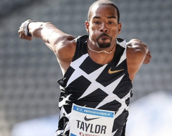 Ξεκίνησε με μήκος ο Τέιλορ