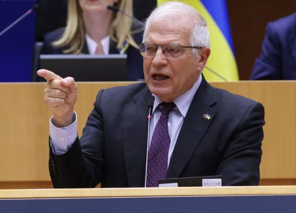 Ουκρανία: Κυρώσεις στο ρωσικό πετρέλαιο και τις τράπεζες ζητά ο Ζελένσκι – Ποιες χώρες της ΕΕ συμφωνούν με το εμπάργκο