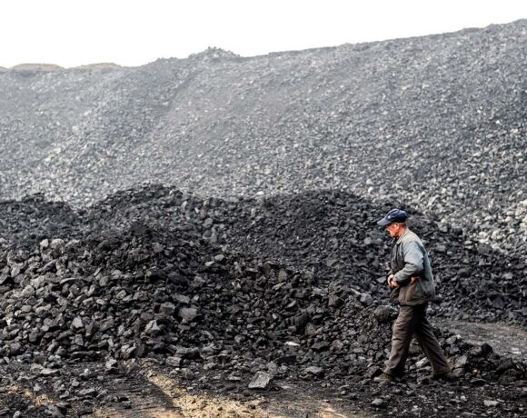 Πώς η Κίνα μπορεί να δώσει τη λύση στην παγκόσμια ενεργειακή κρίση