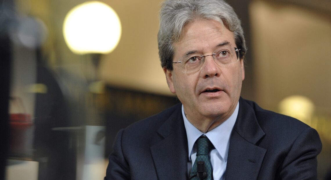 Τζεντιλόνι: Πιθανές οι πρόσθετες κυρώσεις στη Ρωσία – Επιβράδυνση αλλά όχι ύφεση στην ΕΕ