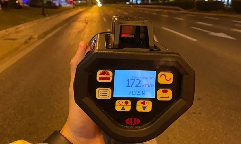 Τροχαία: Παραβάτης 1 στους 3 οδηγούς στην Παραλιακή