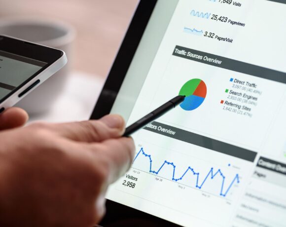Google: Ψάχνετε για δουλειά; Ο τεχνολογικός κολοσσός ανακοίνωσε νέες προσλήψεις για την Αθήνα – Οι ειδικότητες