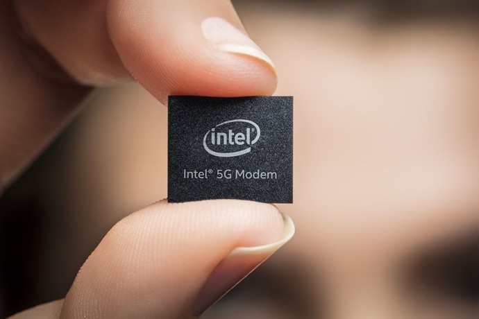 Intel: Διακόπτει κάθε επιχειρηματική δραστηριότητα στη Ρωσία