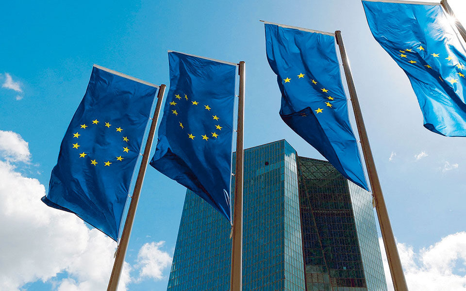 O πόλεμος κοστίζει και στην ΕΕ – Σε νέο ιστορικό υψηλό ο πληθωρισμός