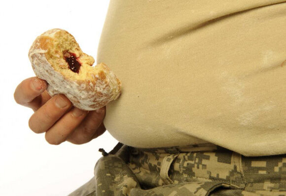 Ερευνα: Η παχυσαρκία απειλεί την πολεμική ετοιμότητα των ΗΠΑ – «Μεγάλος κίνδυνος εθνικής ασφάλειας»
