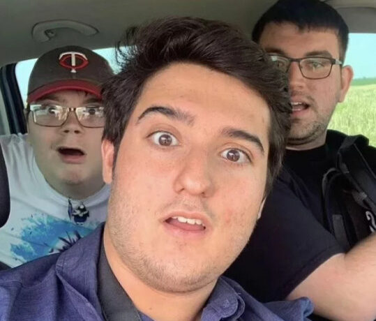 ΗΠΑ: Τρεις φοιτητές σκοτώθηκαν σε δυστύχημα μετά από καταδίωξη ανεμοστρόβιλου