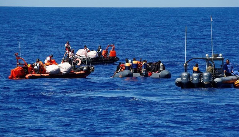 Ιταλία: Ένας νεκρός και επτά αγνοούμενοι από ναυάγιο ρυμουλκού στα ανοικτά του Μπάρι