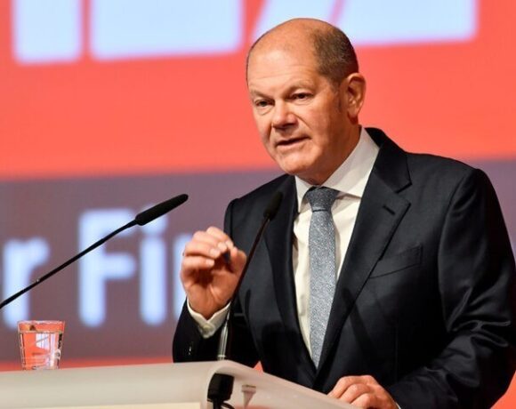 Ο Σολτς αποκλείει νομιμοποίηση των εδαφών που κατακτά με τα όπλα η Ρωσία