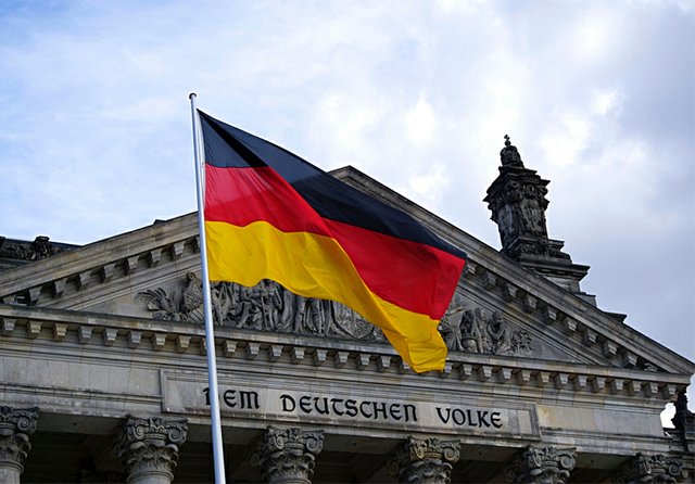 Οι Γερμανοί ξανάρχονται με λιτότητα και βέτο σε νέο Ταμείο Ανάκαμψης