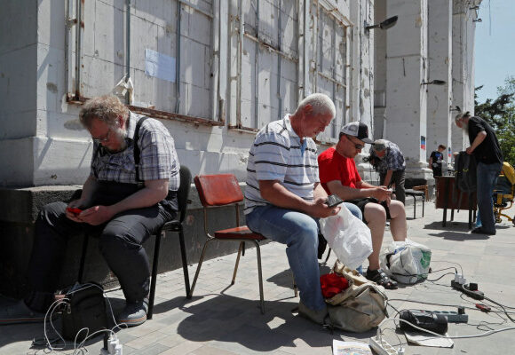 Ουκρανία: Η ζωή στην Μαριούπολη μετά την κατάληψή της από τους Ρώσους