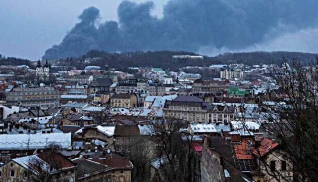 Ουκρανία: Πυραυλική επίθεση σε στρατιωτική υποδομή στη Λβιβ, στα δυτικά της χώρας