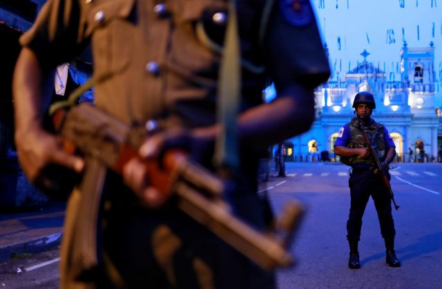 Σρι Λάνκα: Σε κατάσταση εκτάκτου ανάγκης η χώρα μετά τις απεργιακές – αντικυβερνητικές διαδηλώσεις