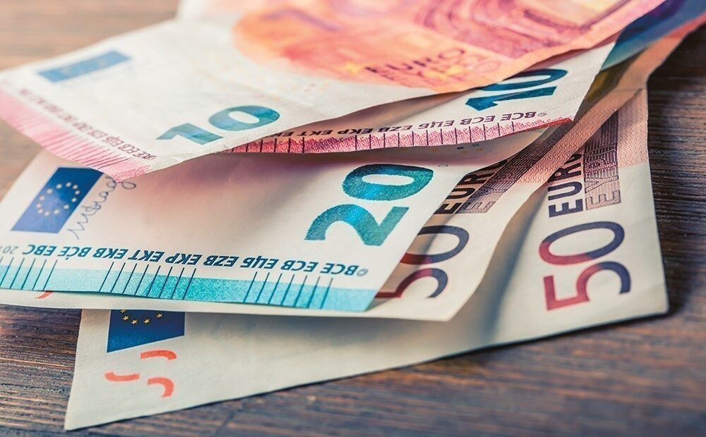 Συντάξεις Ιουνίου: Ποιοι συνταξιούχοι πληρώνονται σήμερα