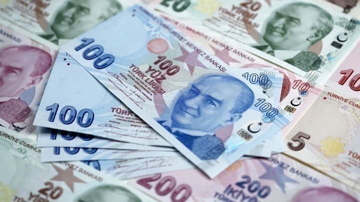 Capital Economics: Γιατί ο Ερντογάν παίζει το χαρτί των εντάσεων και «λυγίζει» την τουρκική λίρα