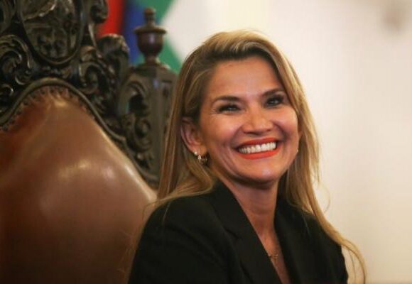 Βολιβία: Η πρώην πρόεδρος Άνιες καταδικάστηκε σε 10ετή κάθειρξη για ενορχήστρωση πραξικοπήματος