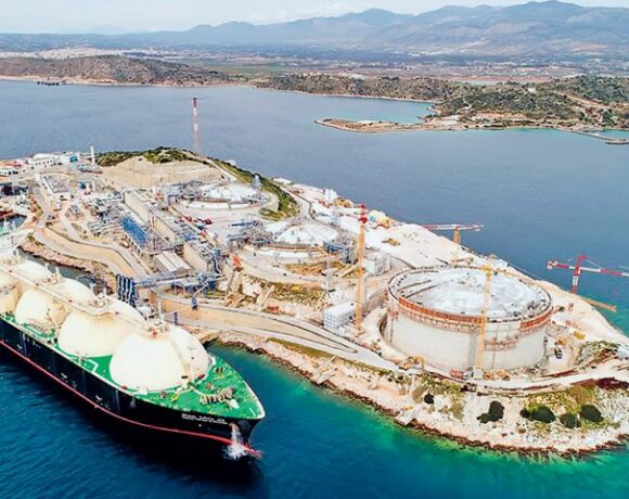 ΔΕΣΦΑ: Νέο ρεκόρ φορτίων Lng τον Ιούλιο στη Ρεβυθούσα