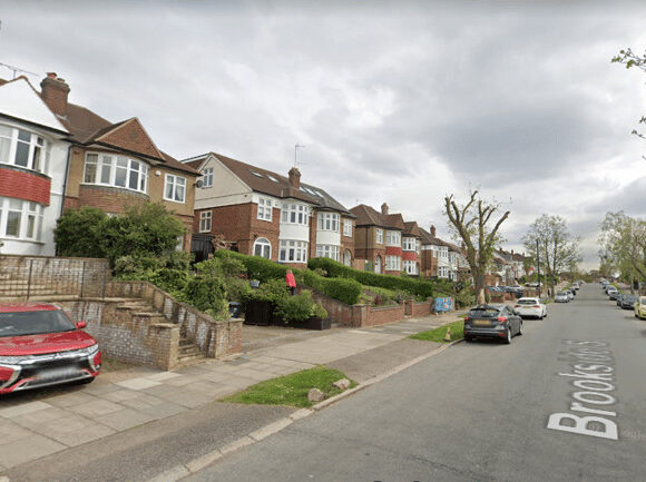 Δολοφονία: Μια μητέρα και η 5χρονη κόρη της βρέθηκαν μαχαιρωμένες στο Λονδίνο