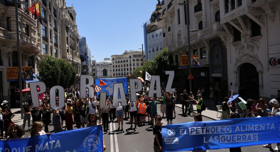 Ισπανία: Χιλιάδες αντιπολεμικοί διαδηλωτές στη Μαδρίτη ενάντια στη Σύνοδο του ΝΑΤΟ