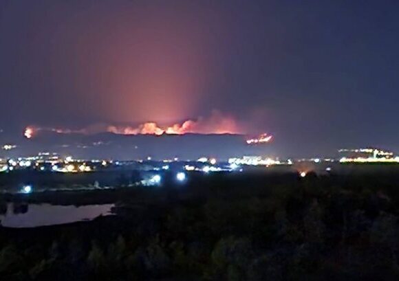 Κατεχόμενα: Συναγερμός στη πυροσβεστική από μεγάλη πυρκαγιά – Εκκενώνονται χωριά