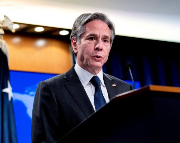 Μπλίνκεν: Κατηγορεί τη Ρωσία για κλοπή των ουκρανικών σιτηρών