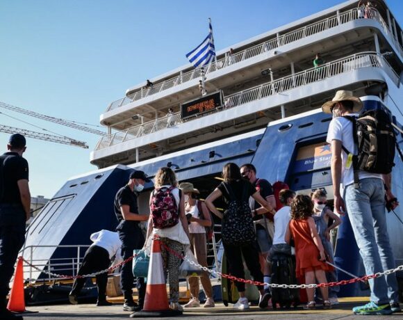 Πόσο θα ακριβύνουν τα ακτοπλοϊκά εισιτήρια